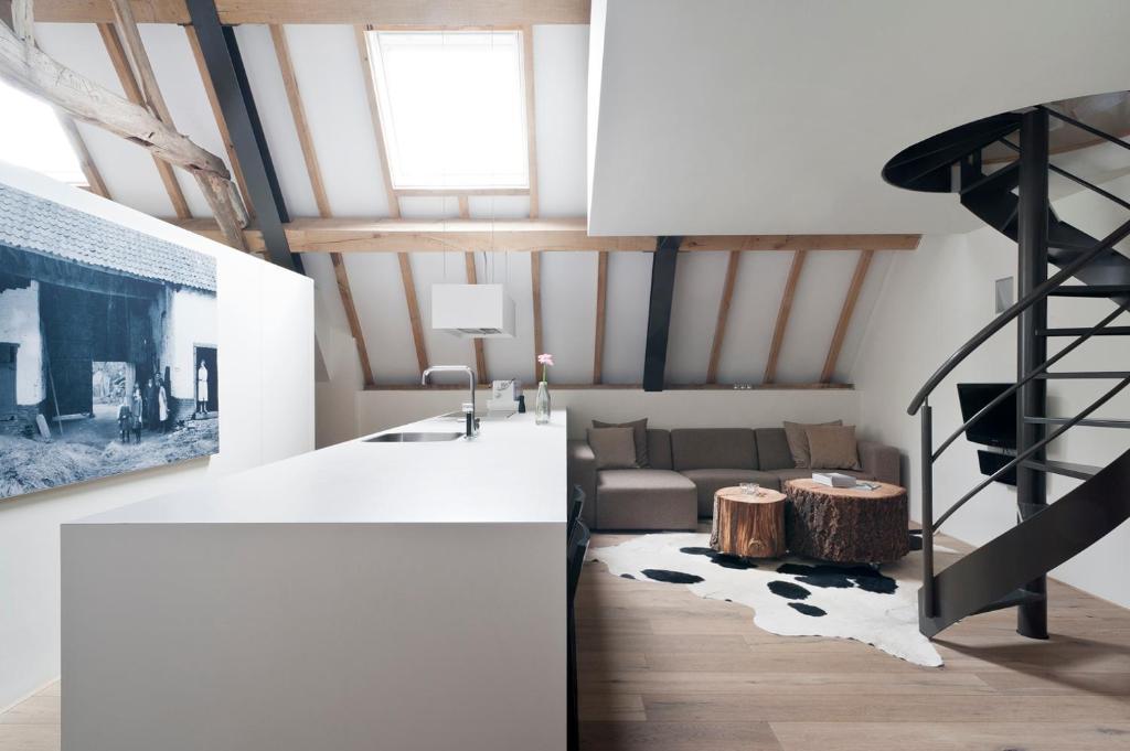 マーストリヒト Cour 8 Loftsゲストハウス 部屋 写真